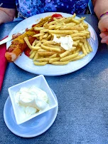 Currywurst Mit Pommes
