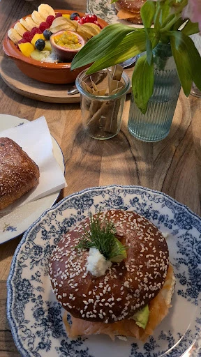 Café & Tagesbar Minoo Passau